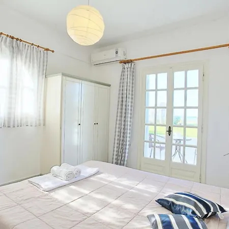 Maria On The Appartamento Acharavi (Corfu)